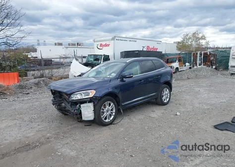 2015 Volvo Xc60 T5 Platinum z USA, uszkodzony, nr VIN YV4612RM7F2730992